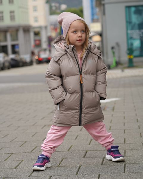 Kattnakken , Boblejakke sludd barn Månefjell